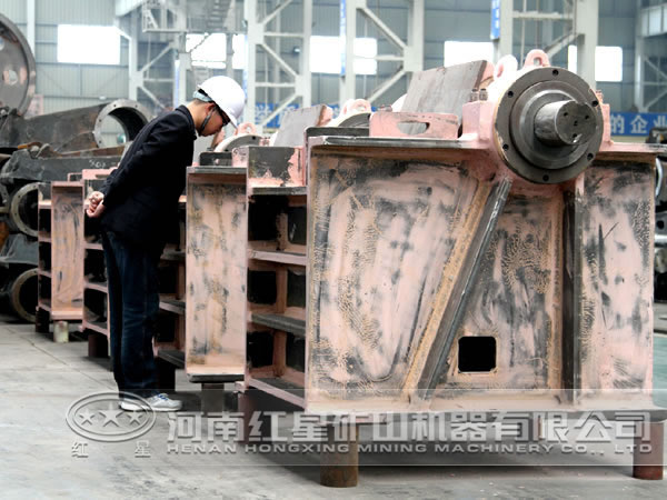 鐵礬土破碎機(jī)