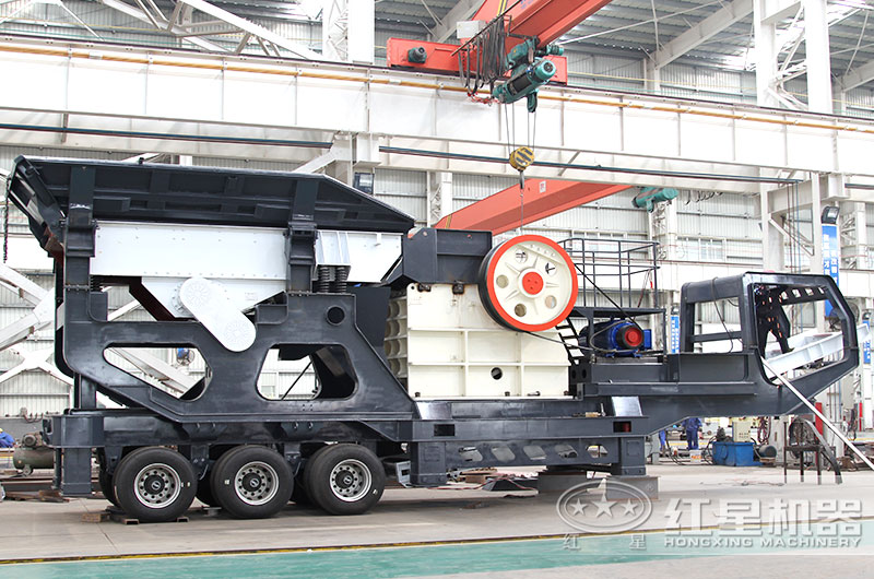 新型可移動顎式破碎機