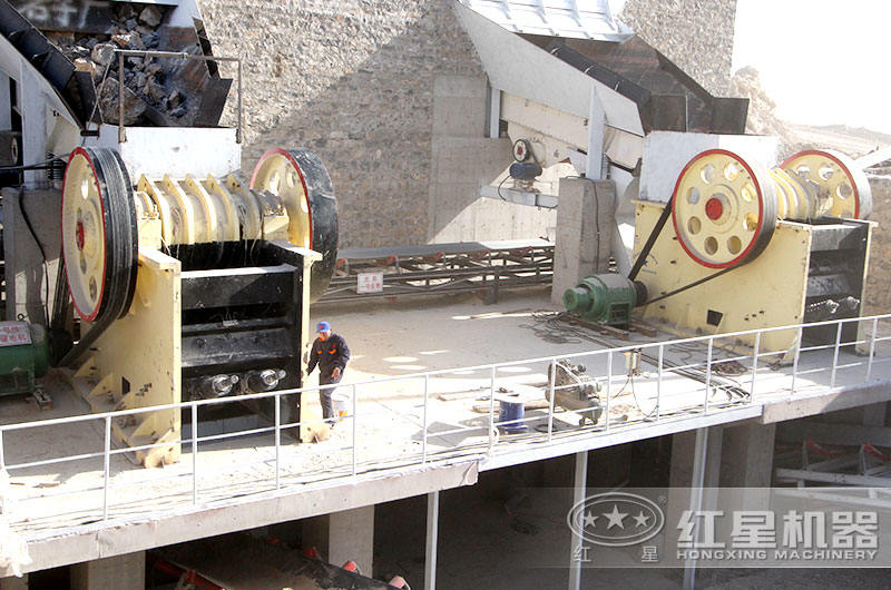 鄂破加工玄武巖，河南客戶現(xiàn)場