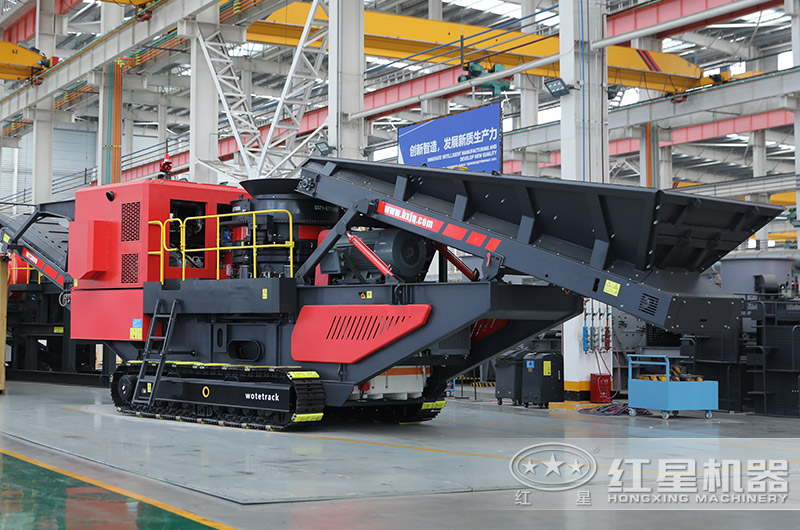 履帶式移動破碎篩分站