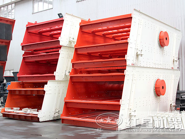 時(shí)產(chǎn)300方沙石振動(dòng)篩