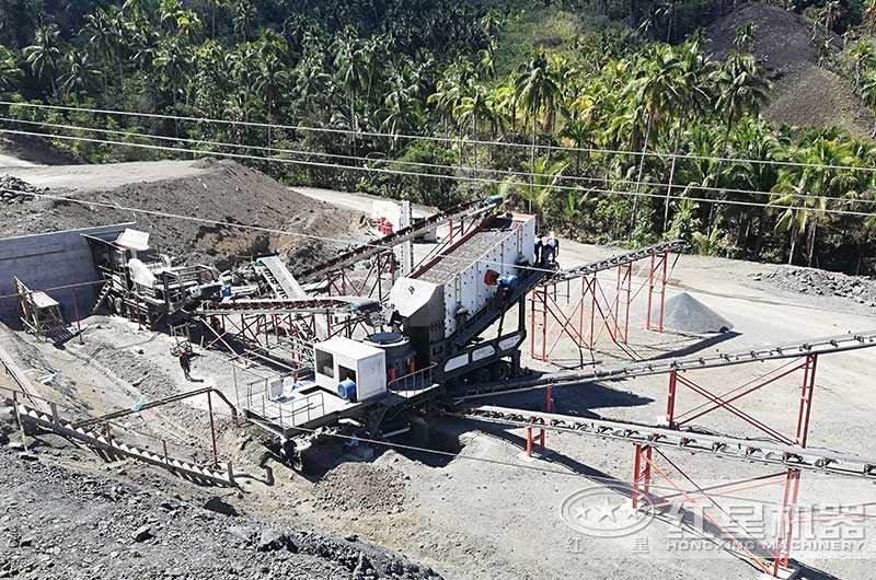 菲律賓客戶車載碎石機(jī)作業(yè)現(xiàn)場