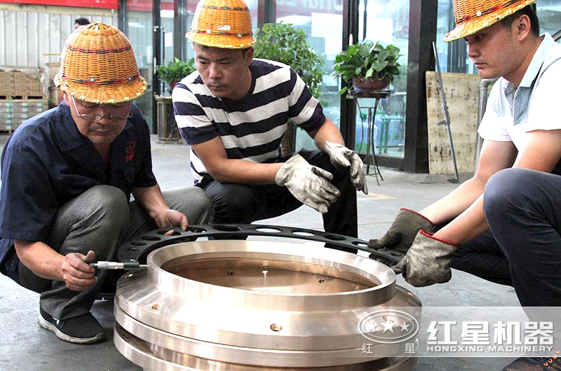 專注、用心，每個(gè)細(xì)節(jié)嚴(yán)格要求