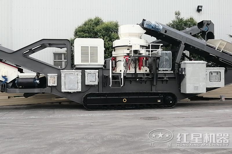 履帶式移動(dòng)破碎機(jī)