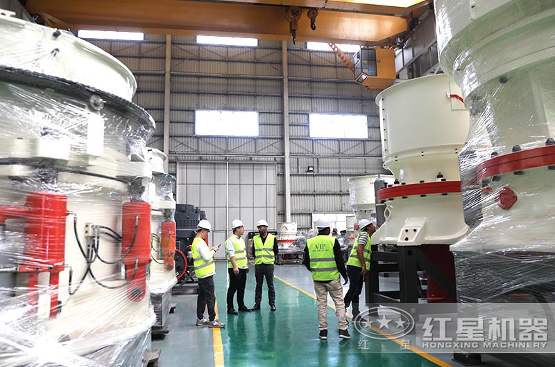 設(shè)備生產(chǎn)車(chē)間