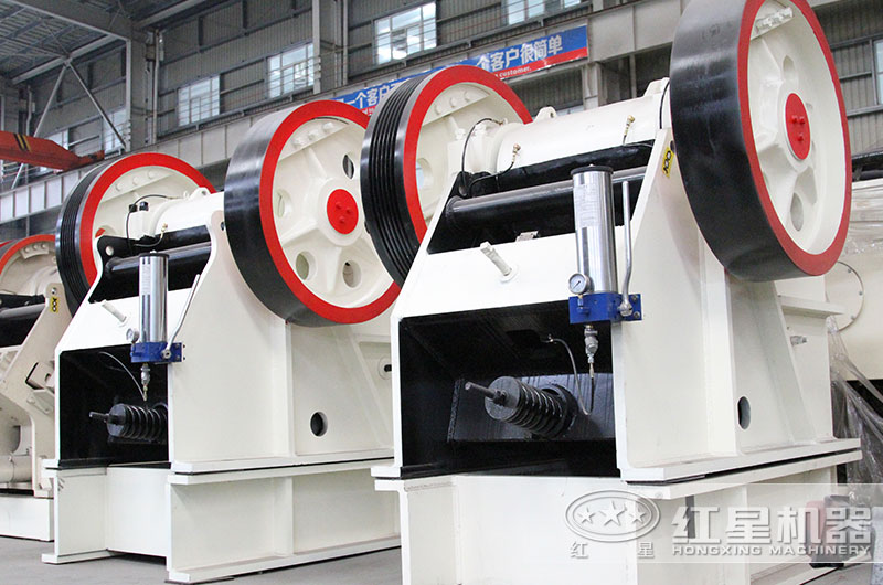 鵝卵石顎式破碎機