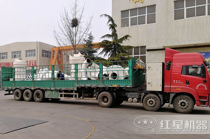 成套雷蒙磨粉機設備發(fā)往廣西