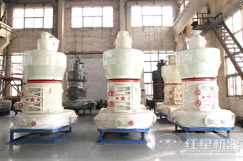 雙飛粉磨粉機(jī)車(chē)間一角