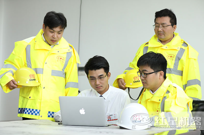 技術(shù)人員隨時(shí)為您服務(wù)