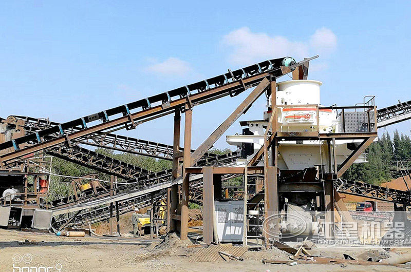 時(shí)產(chǎn)100噸石英砂貓砂生產(chǎn)線現(xiàn)場(chǎng)