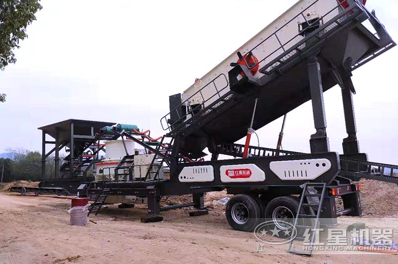 移動(dòng)制沙機(jī)現(xiàn)場(chǎng)應(yīng)用圖片