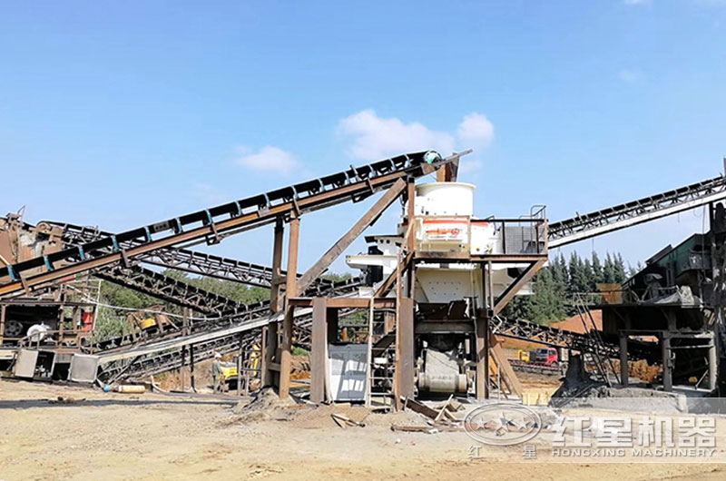 立式?jīng)_擊式破碎機(jī)作業(yè)現(xiàn)場(chǎng)圖 立式?jīng)_擊式破碎機(jī)作業(yè)現(xiàn)場(chǎng)圖