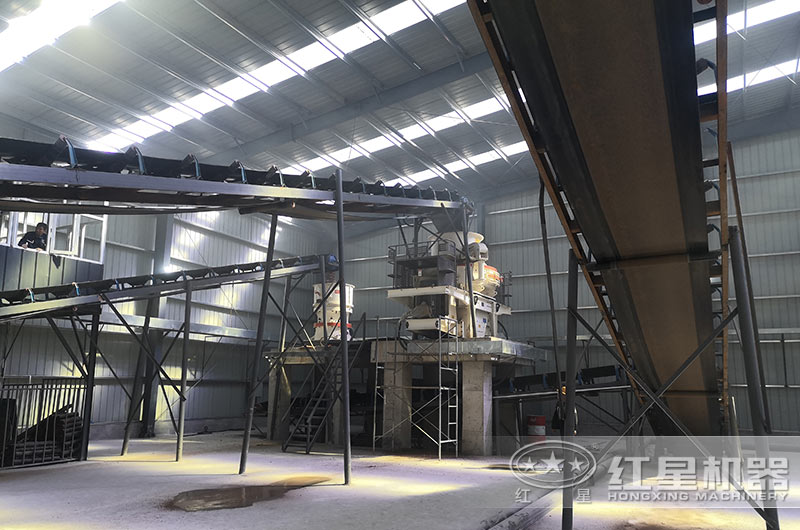 標配版生產(chǎn)線現(xiàn)場